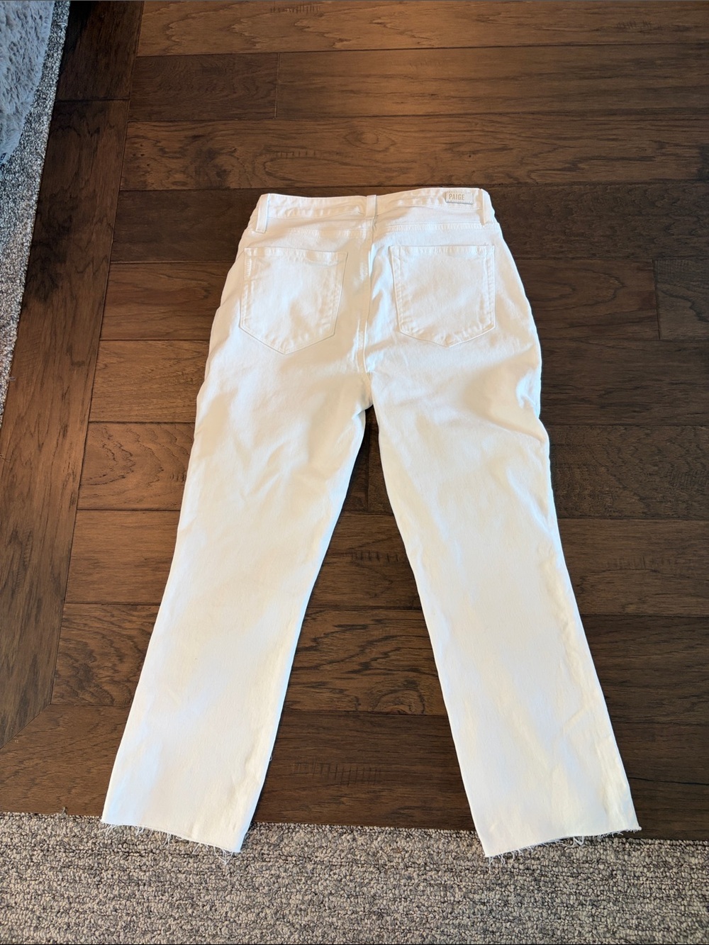 Paige Petite Cindy Crop White Jeans Sz 29 - Picture 9 of 13